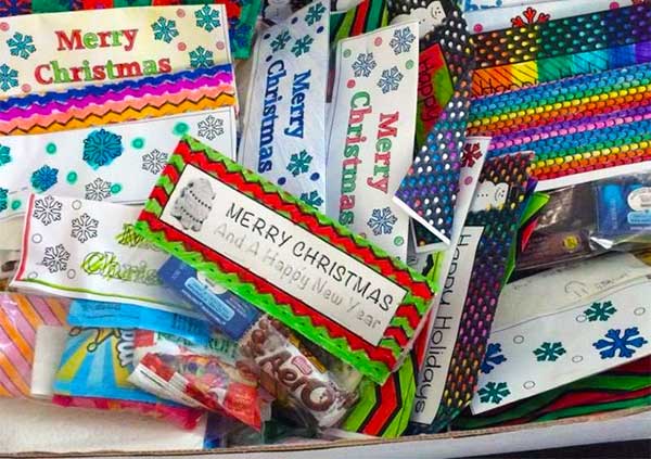 Devon Gardens Elementary Students Provides a Sweet Treat at Christmas